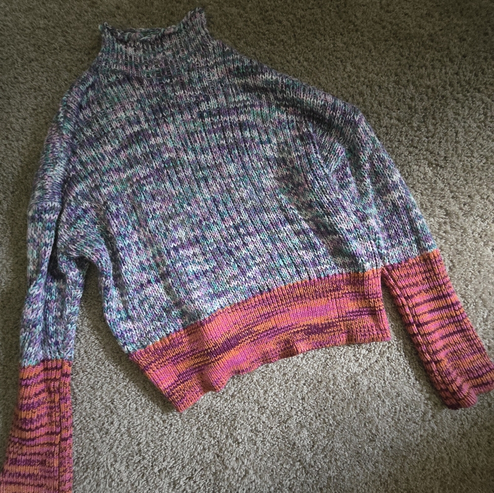 Sweater - Picture 3 of 4